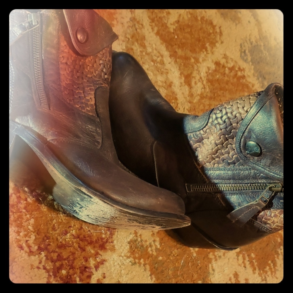 SONOMA BOOTS